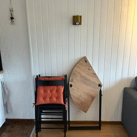 - With Beautiful View And Parking Apartamento
