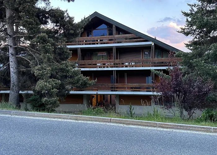 - With Beautiful View And Parking *