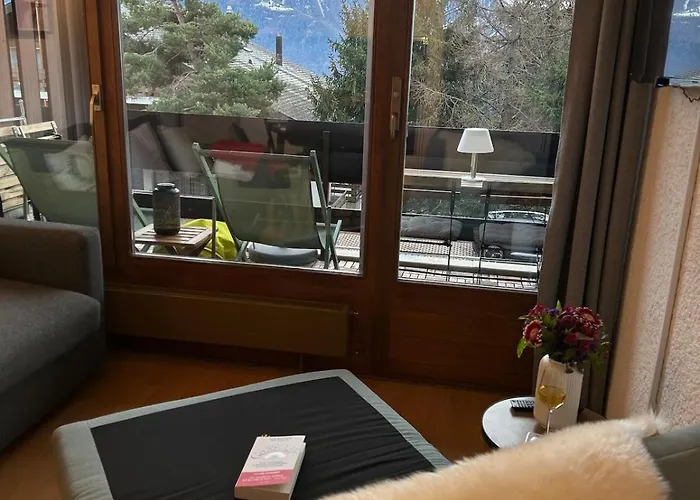 Апартаменты - With Beautiful View And Parking Овронна